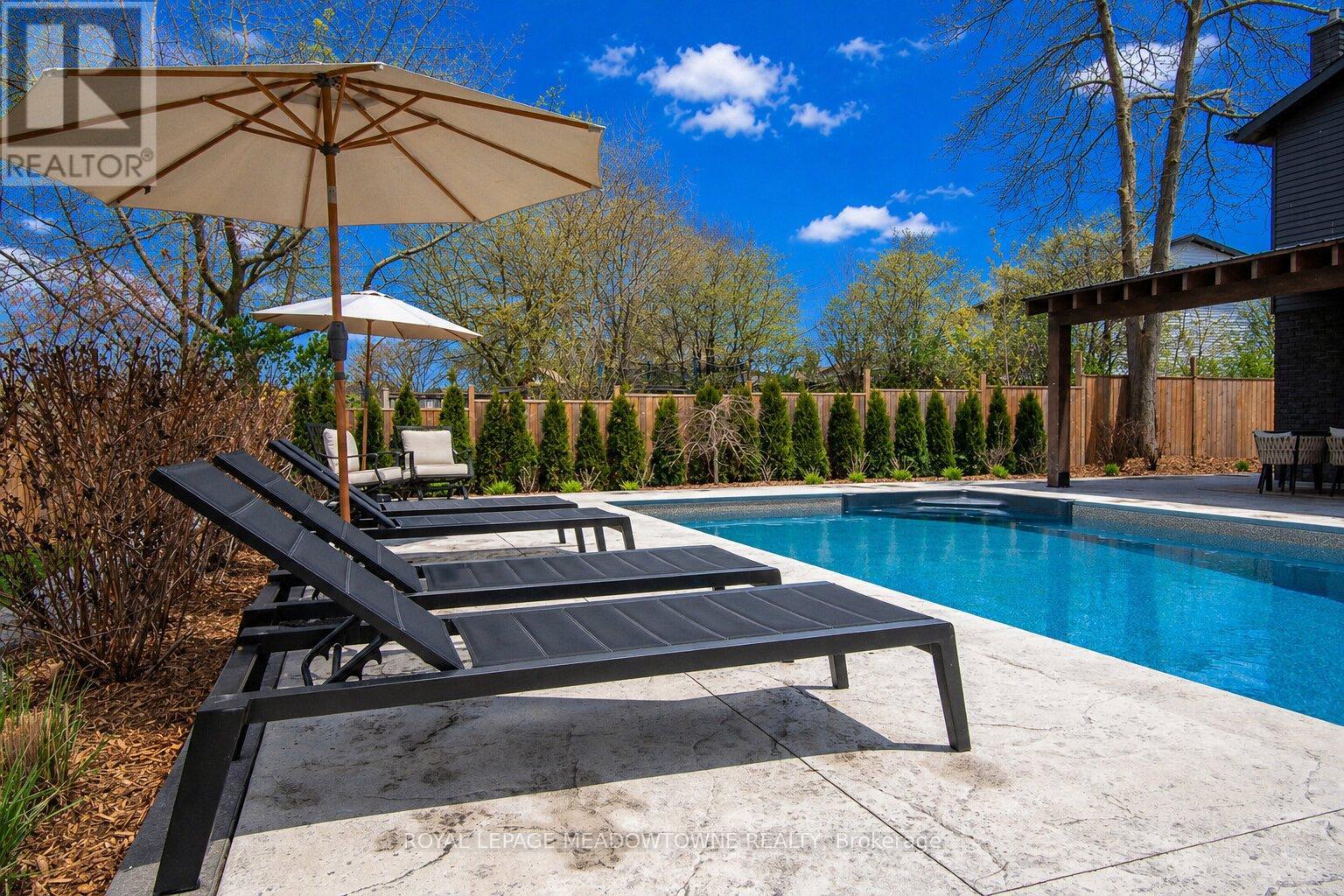 566 Moorelands Crescent, Milton, Ontario  L9T 4B5 - Photo 35 - W13058182