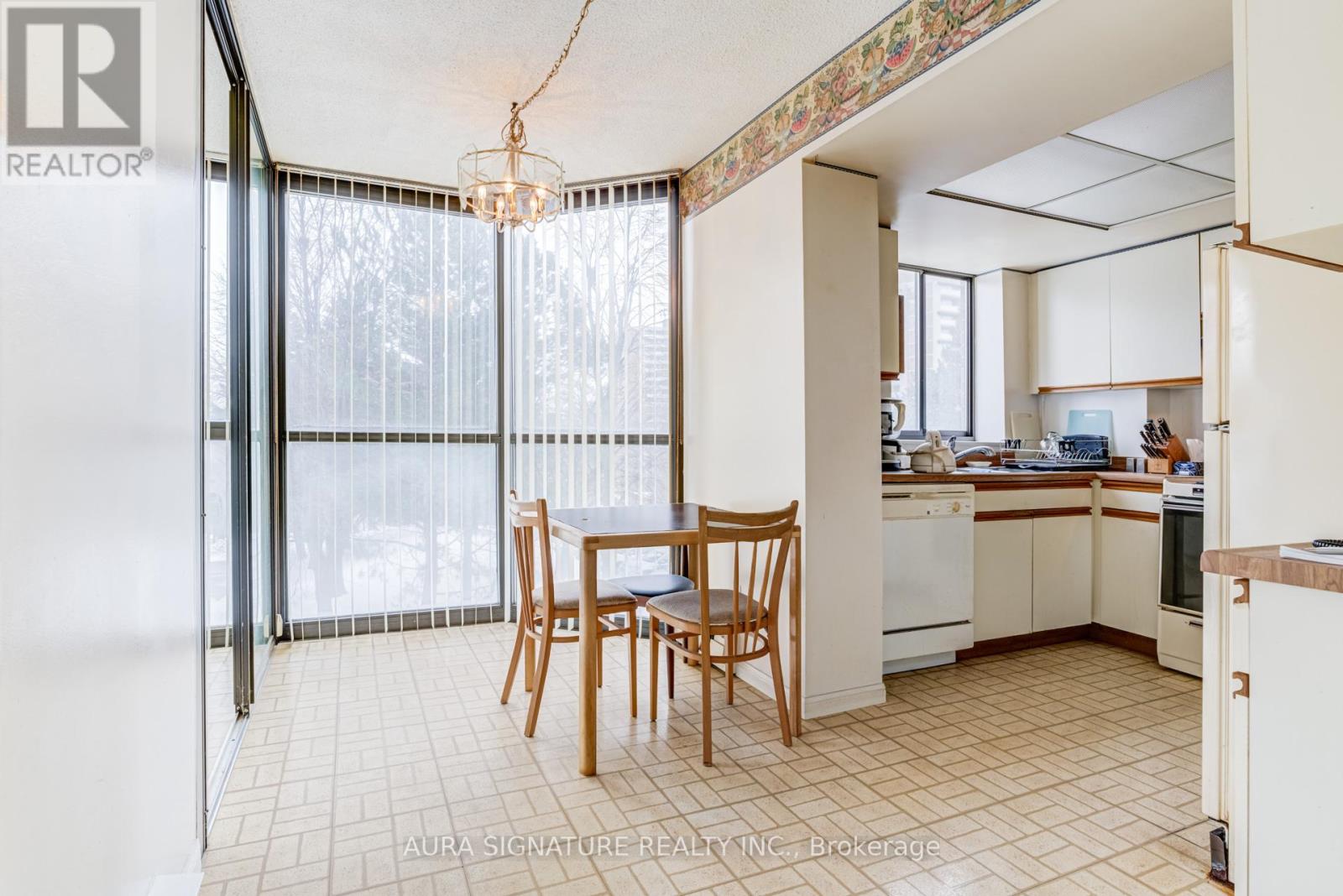 203 - 40 Richview Road, Toronto, Ontario  M9A 5C1 - Photo 12 - W13058210