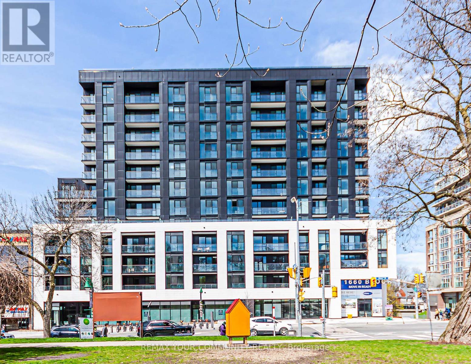 1101 - 1660 BLOOR STREET W, Toronto, Ontario
