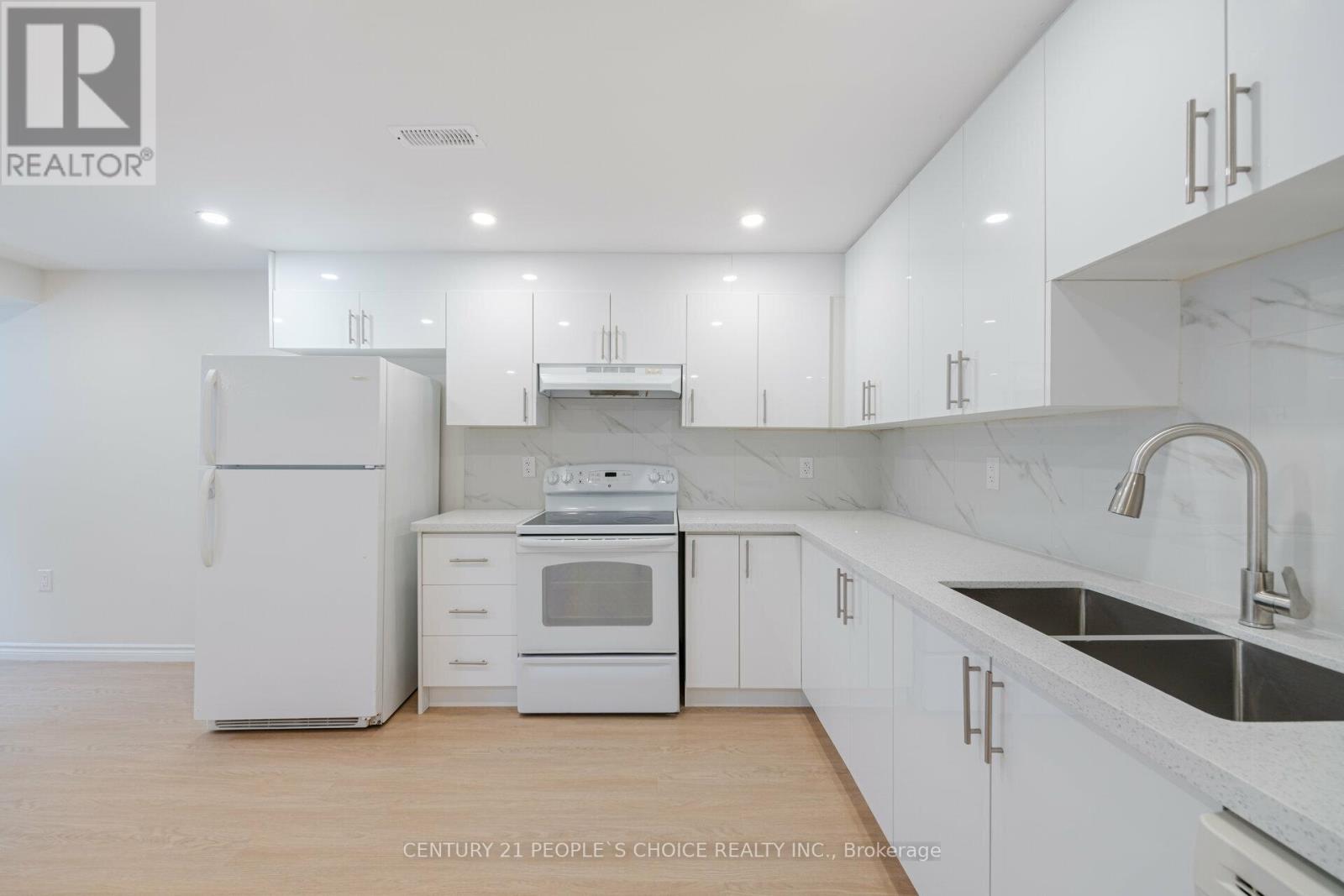 Bsmt - 5654 Dolmite Heights, Mississauga, Ontario  L5M 7B5 - Photo 5 - W13058238