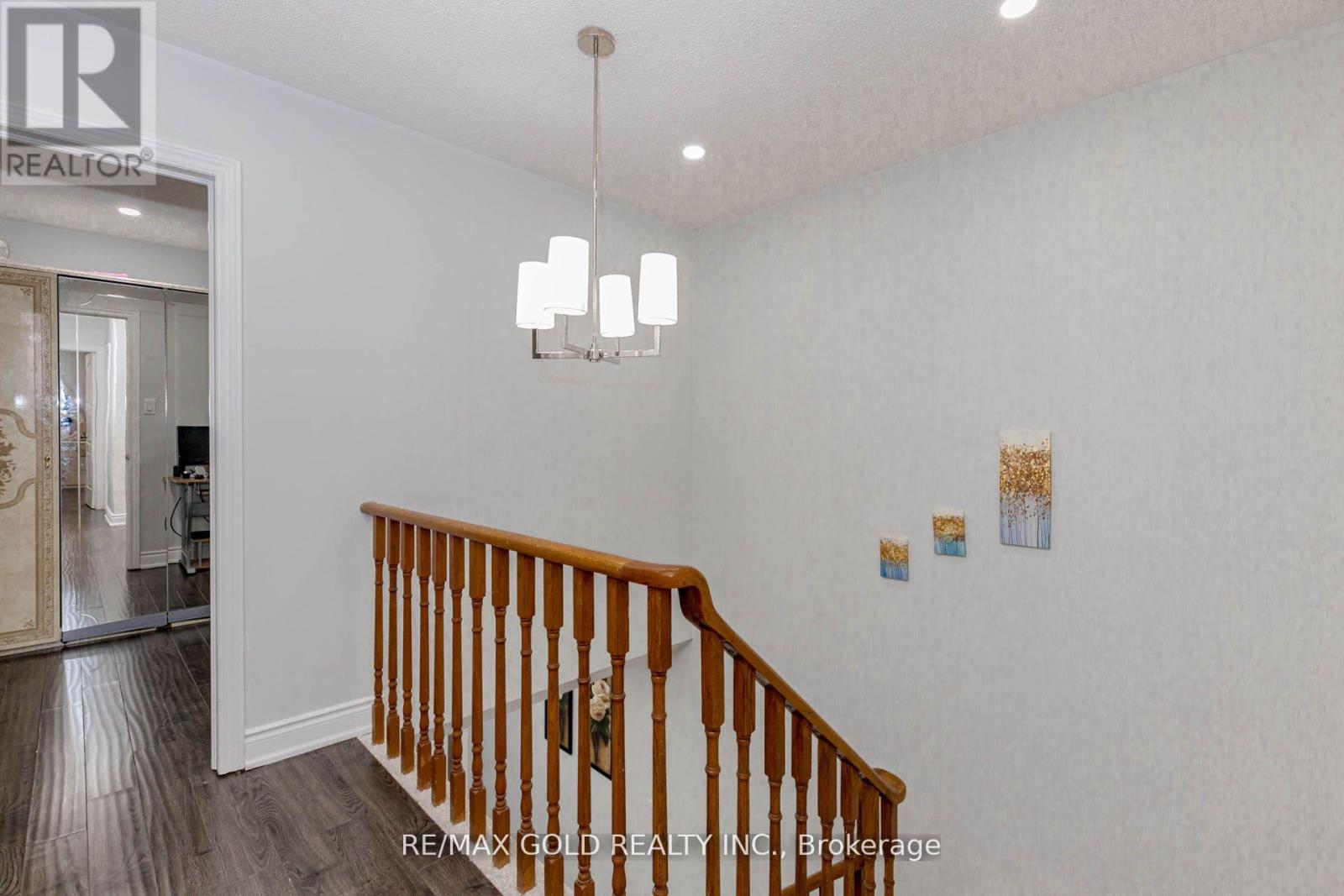61 Kingknoll Drive, Brampton, Ontario  L6Y 3G6 - Photo 23 - W13058256