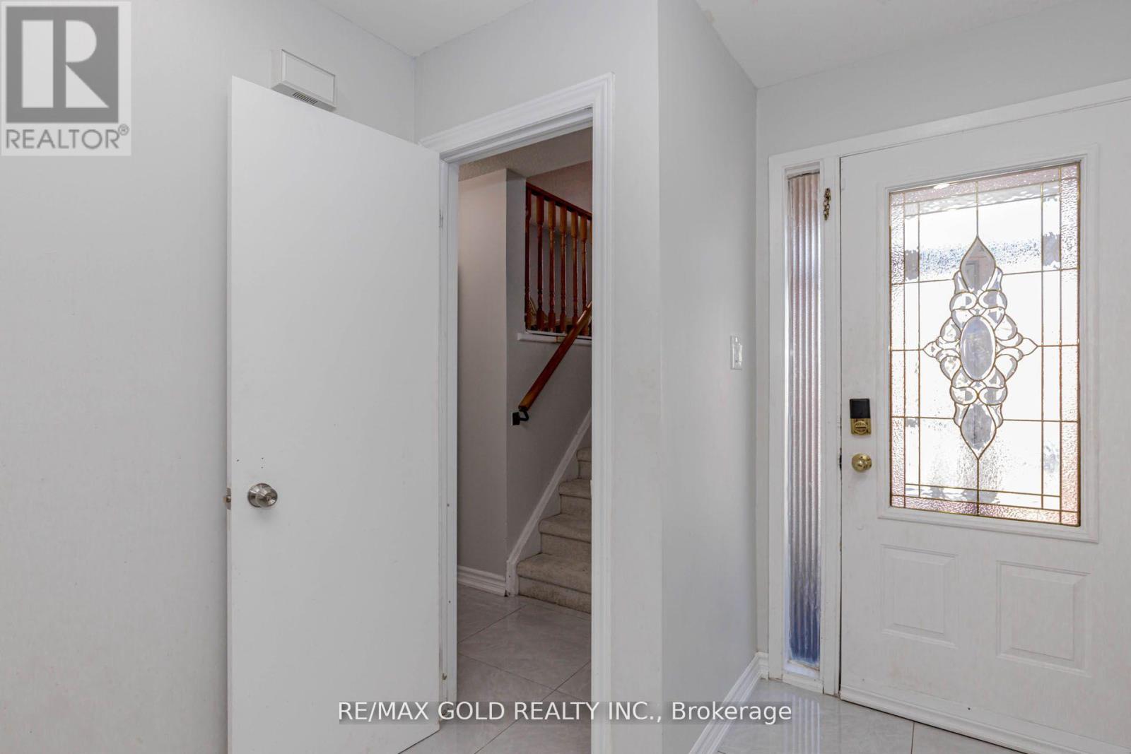 61 Kingknoll Drive, Brampton, Ontario  L6Y 3G6 - Photo 32 - W13058256