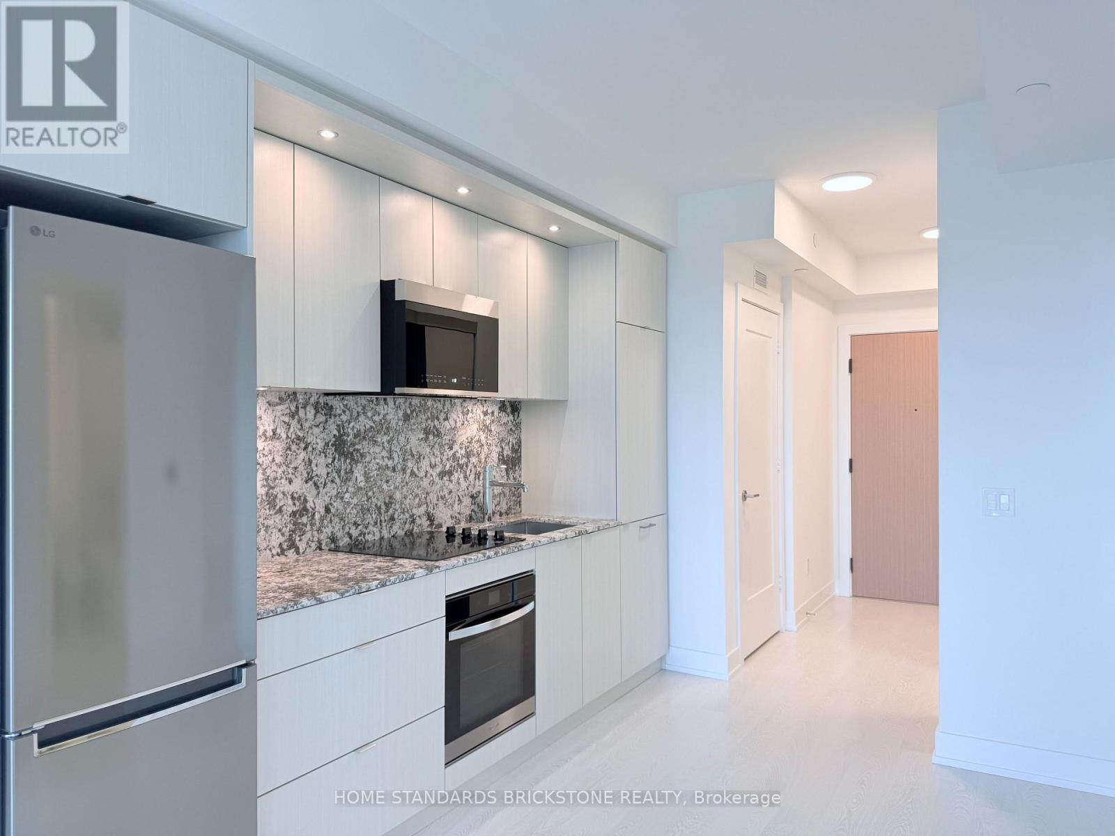 2501 - 60 Central Park Roadway, Toronto, Ontario  M9A 3K1 - Photo 8 - W13058268