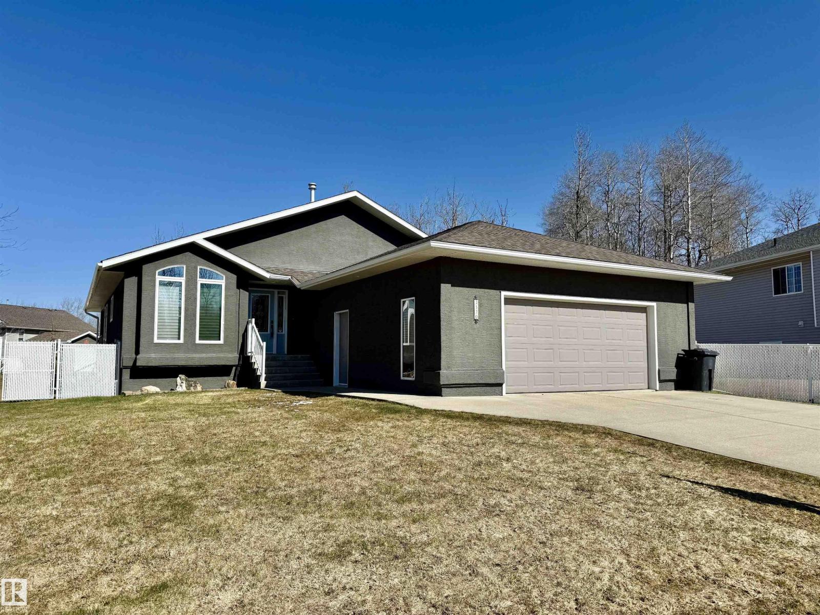 3520 45 St, Drayton Valley, Alberta  T7A 1W3 - Photo 1 - E4479812