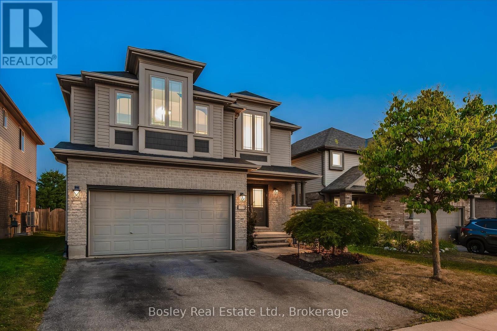 117 Simmonds Drive, Guelph, Ontario  N1E 7L8 - Photo 2 - X12756874