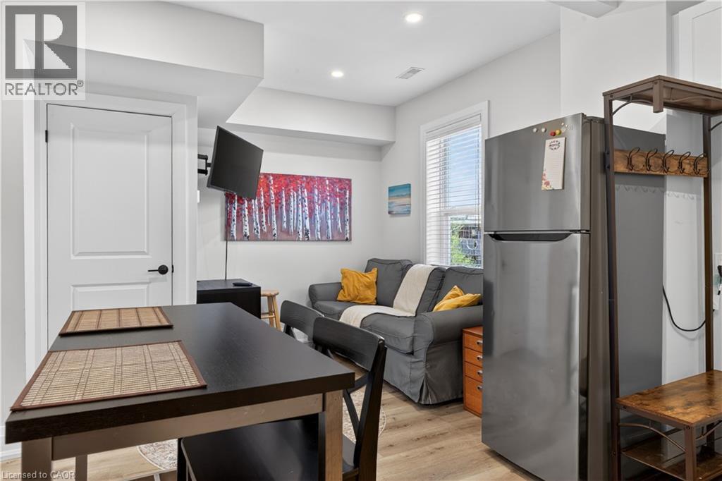 11 Barnesdale Avenue N, Hamilton, Ontario  L8L 6R4 - Photo 19 - 40824641