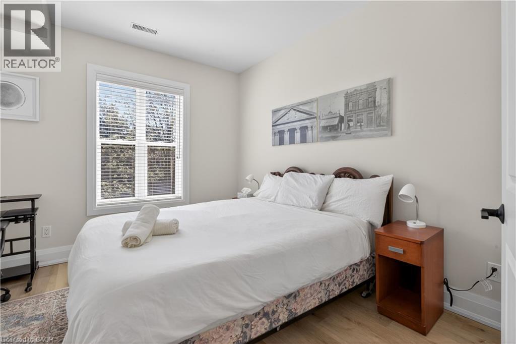 11 Barnesdale Avenue N, Hamilton, Ontario  L8L 6R4 - Photo 24 - 40824641