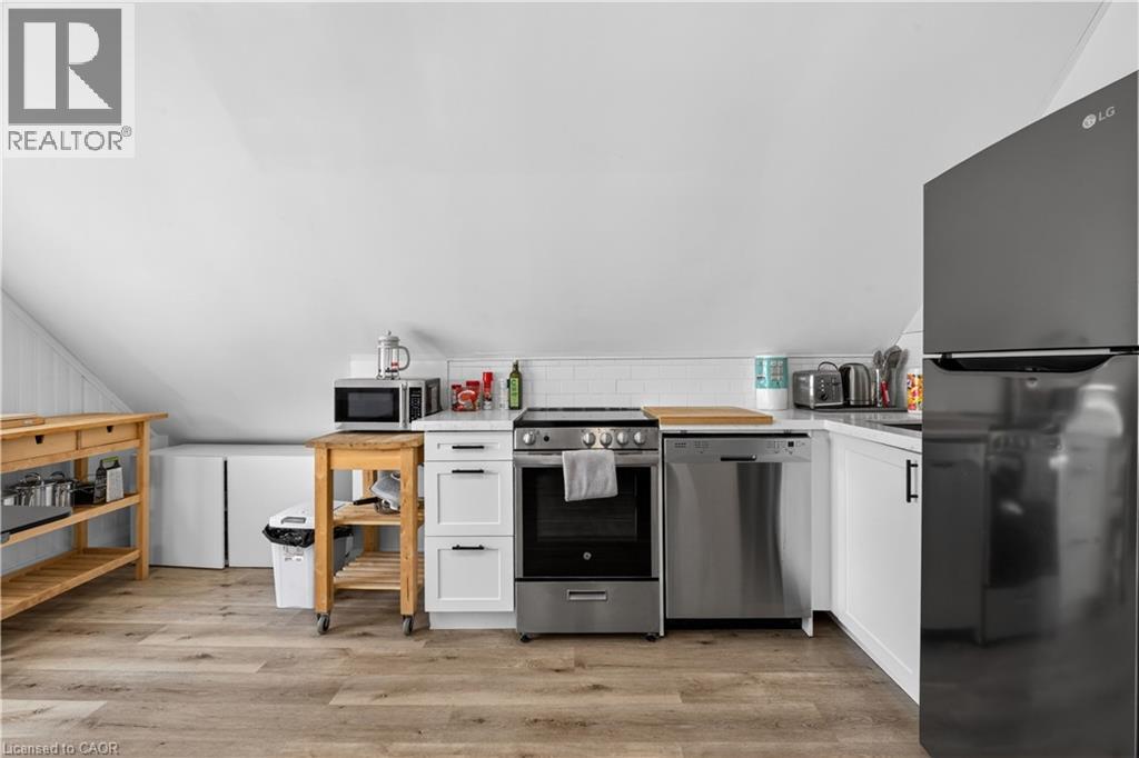 11 Barnesdale Avenue N, Hamilton, Ontario  L8L 6R4 - Photo 36 - 40824641