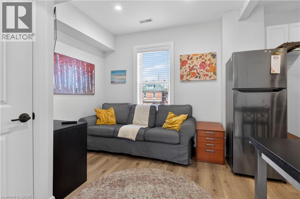 11 Barnesdale Avenue N, Hamilton, Ontario  L8L 6R4 - Photo 16 - 40824624