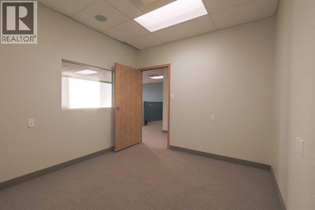 Unit 2, 5204 49 Street, Rocky Mountain House, Alberta  T4T 1T2 - Photo 9 - A2242256