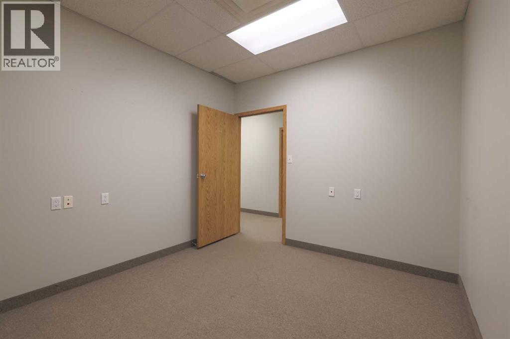 Unit 2, 5204 49 Street, Rocky Mountain House, Alberta  T4T 1T2 - Photo 11 - A2242256