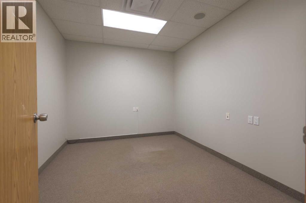 Unit 2, 5204 49 Street, Rocky Mountain House, Alberta  T4T 1T2 - Photo 7 - A2242256