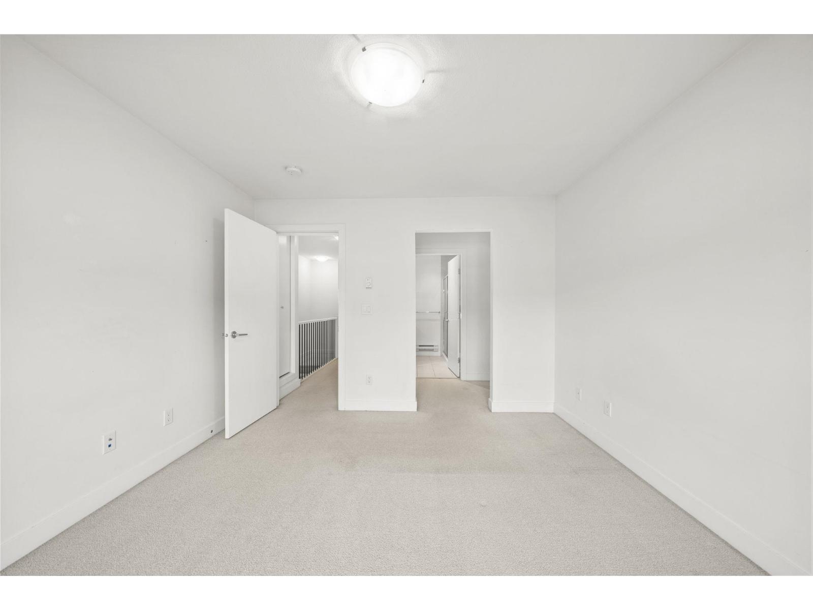 36 1708 King George Boulevard, Surrey, British Columbia  V4A 4Z8 - Photo 30 - R3110631