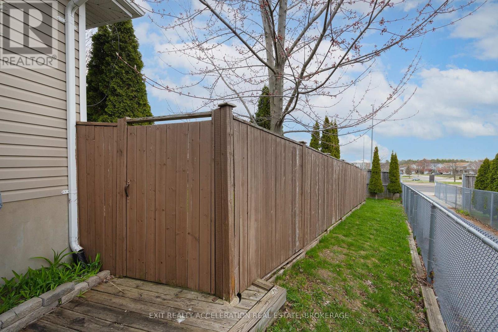 2253 Swanfield Street, Kingston, Ontario  K7M 0A8 - Photo 7 - X13058506