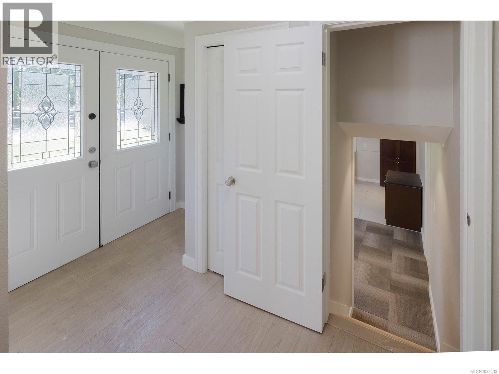 598 Cedarcrest Dr, Colwood, British Columbia  V9C 1M3 - Photo 6 - 1033433