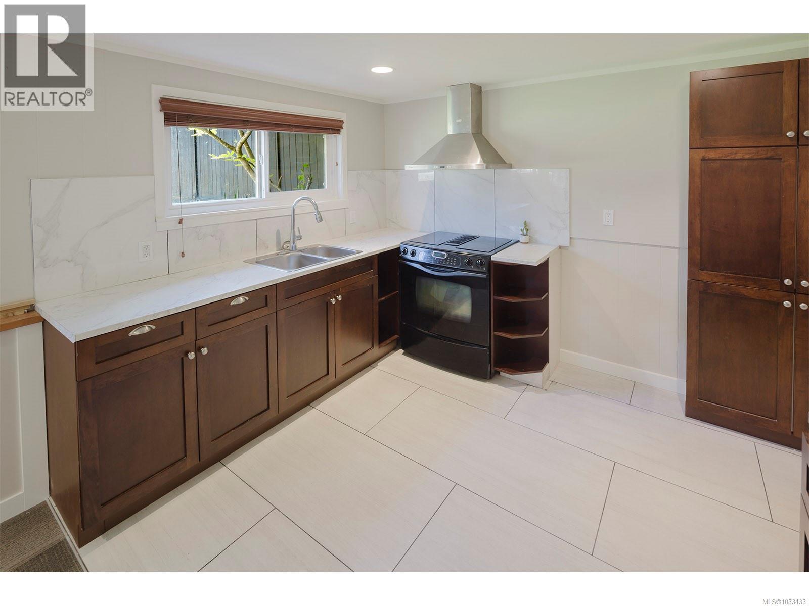 598 Cedarcrest Dr, Colwood, British Columbia  V9C 1M3 - Photo 31 - 1033433
