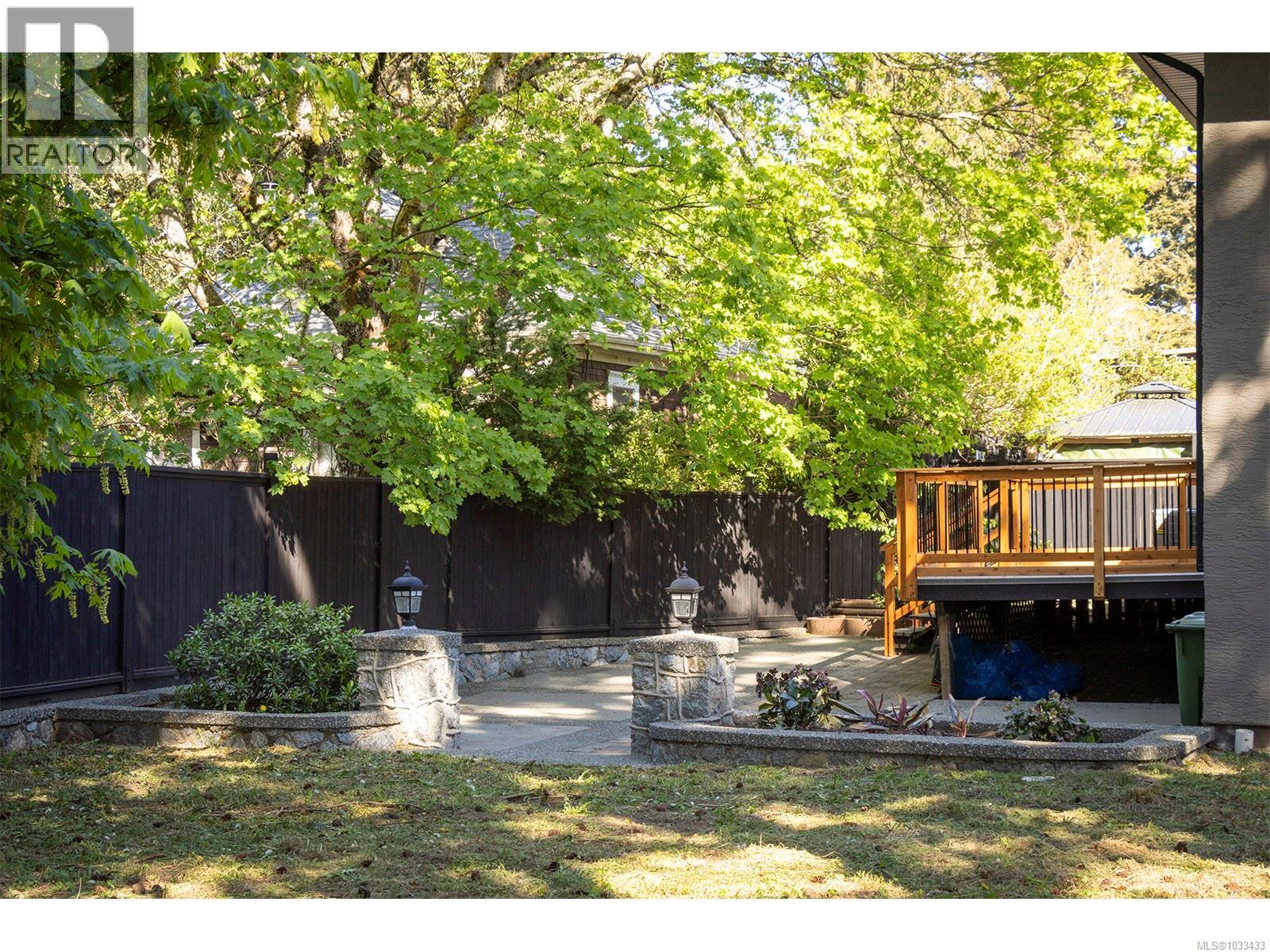 598 Cedarcrest Dr, Colwood, British Columbia  V9C 1M3 - Photo 15 - 1033433