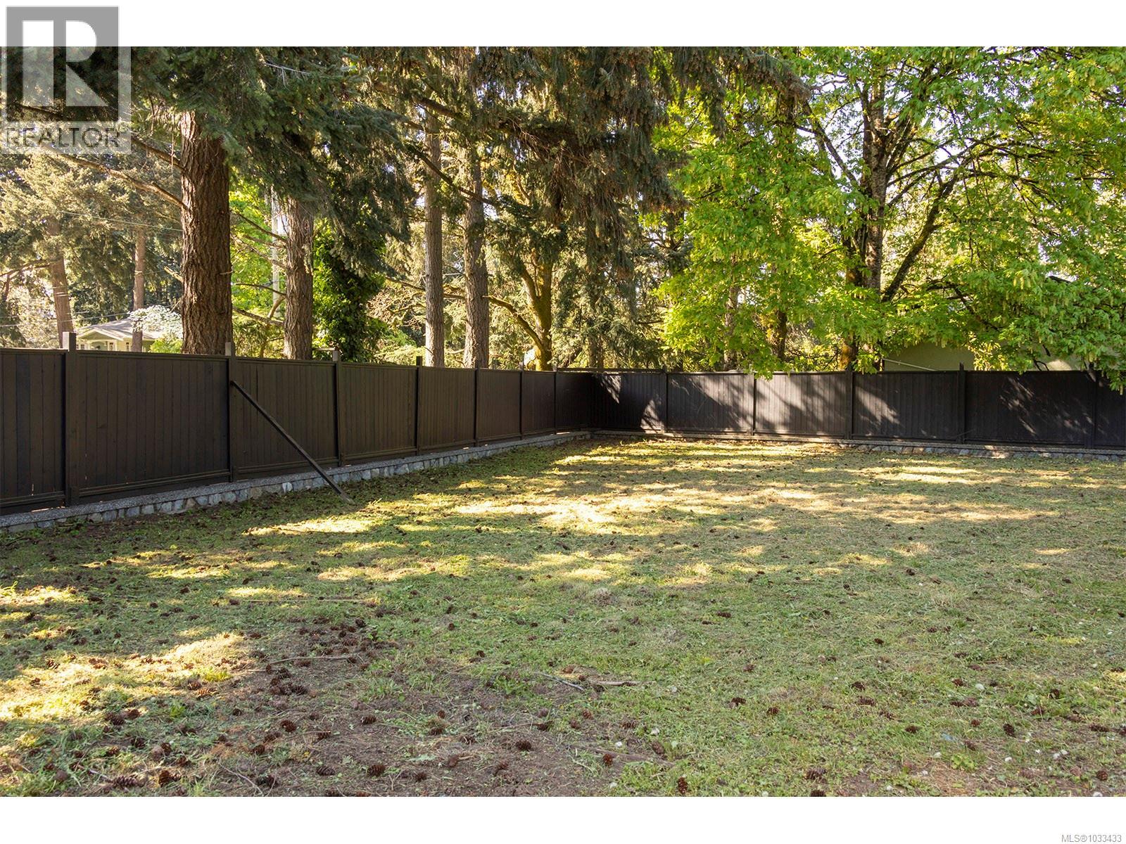 598 Cedarcrest Dr, Colwood, British Columbia  V9C 1M3 - Photo 37 - 1033433
