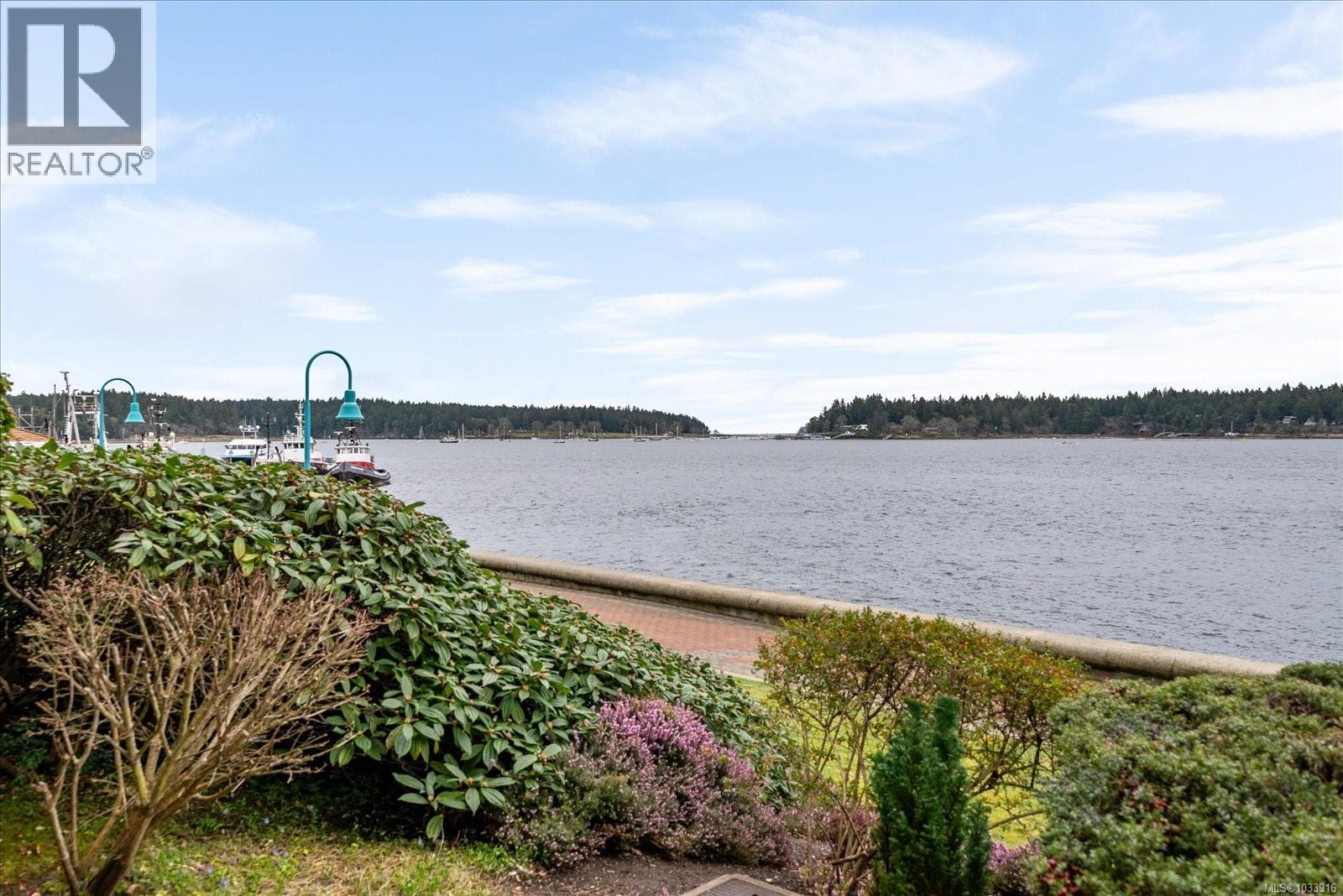 110 150 Promenade Dr, Nanaimo, British Columbia  V9R 6M6 - Photo 3 - 1033916