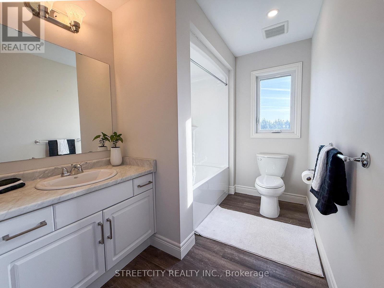 25 - 2761 Oil Heritage Road, Oil Springs, Ontario  N0N 1P0 - Photo 14 - X13058310