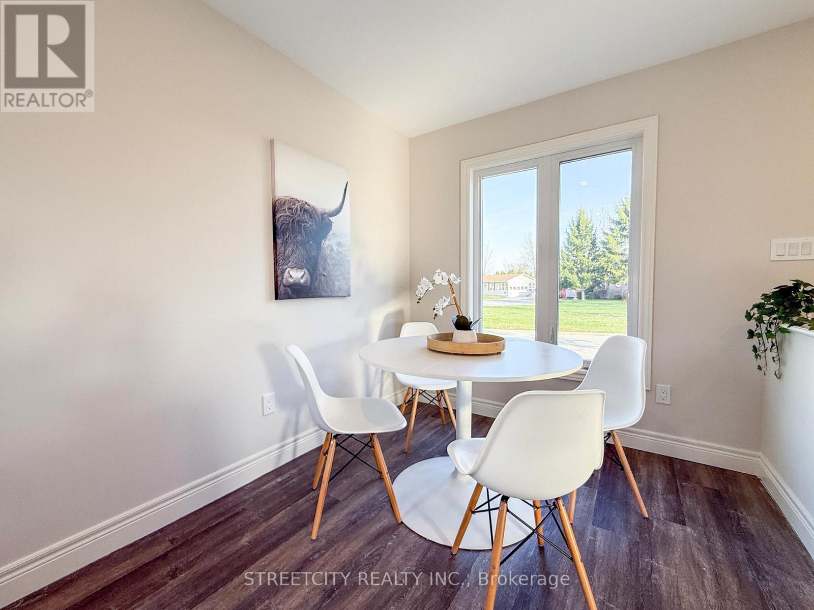 25 - 2761 Oil Heritage Road, Oil Springs, Ontario  N0N 1P0 - Photo 8 - X13058310