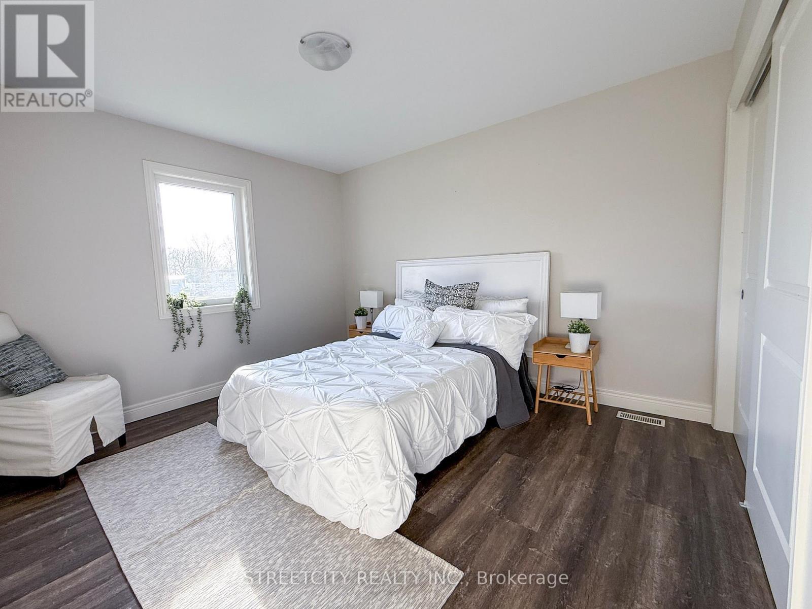 25 - 2761 Oil Heritage Road, Oil Springs, Ontario  N0N 1P0 - Photo 9 - X13058310