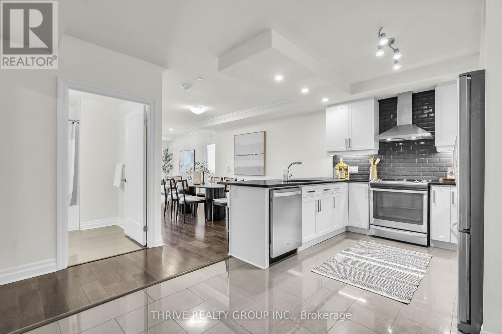 2202 - 505 Talbot Street, London East, Ontario  N6A 2S6 - Photo 2 - X13058348