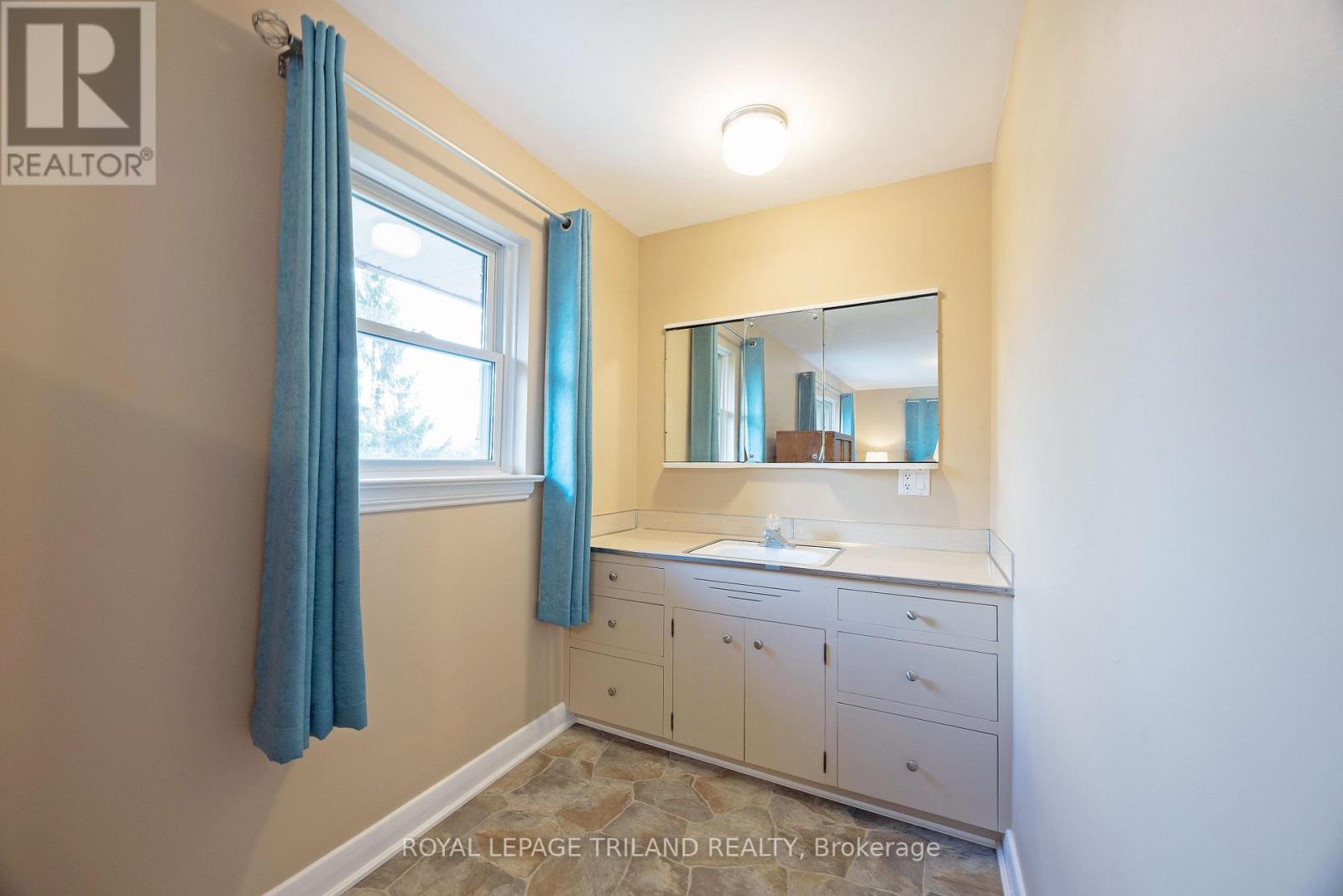 6 Rosel Crescent, London South, Ontario  N6C 2L1 - Photo 27 - X13058446