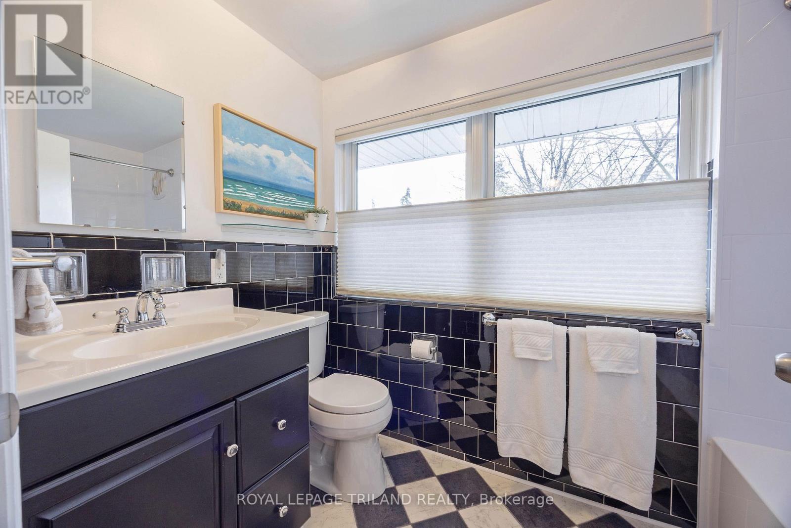 6 Rosel Crescent, London South, Ontario  N6C 2L1 - Photo 33 - X13058446