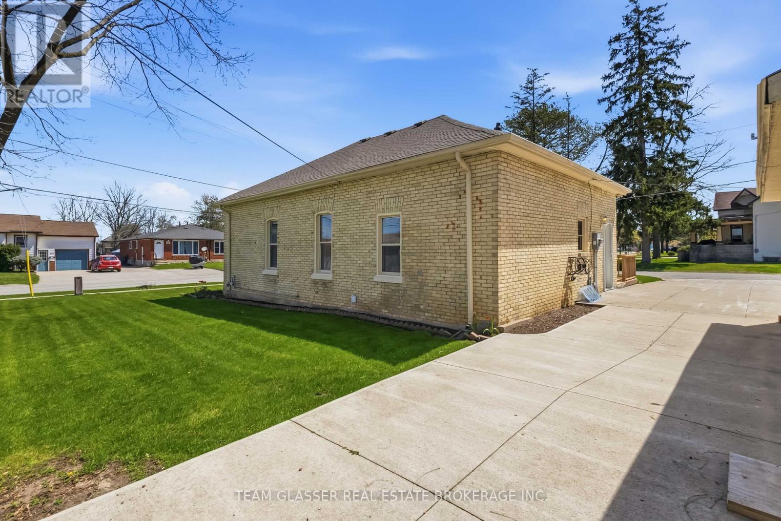208 Ellor Street, Strathroy-Caradoc, Ontario  N7G 2L3 - Photo 25 - X13058484