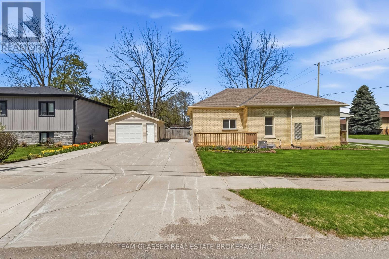 208 Ellor Street, Strathroy-Caradoc, Ontario  N7G 2L3 - Photo 28 - X13058484