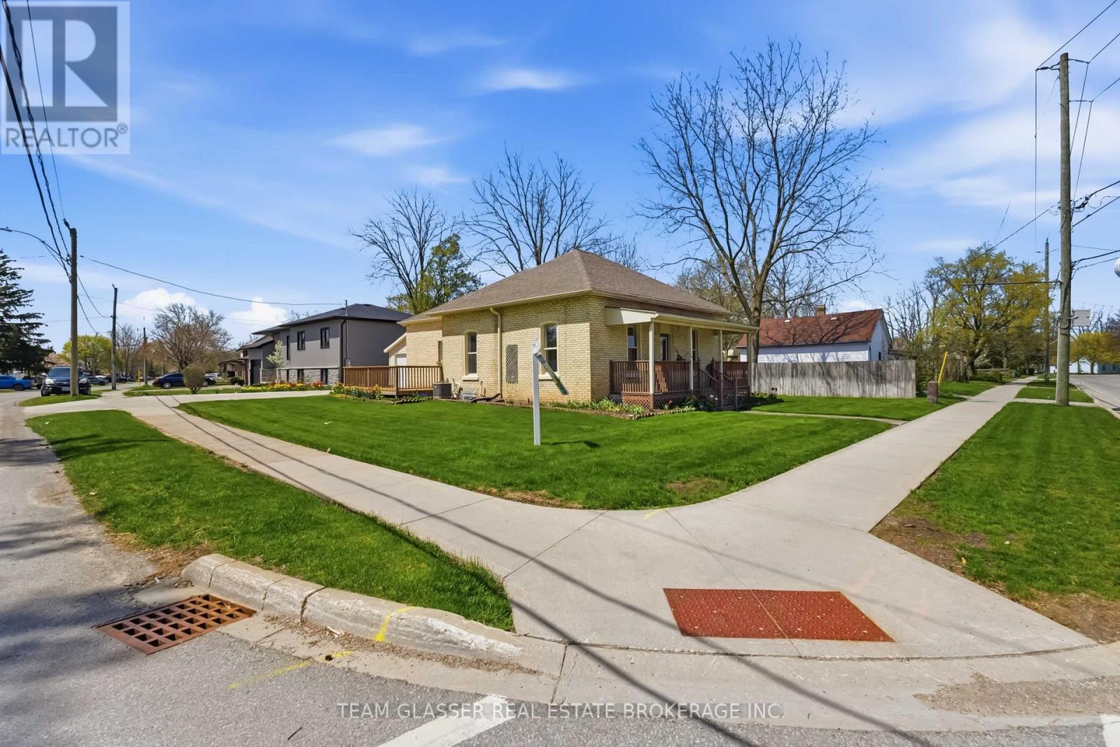 208 Ellor Street, Strathroy-Caradoc, Ontario  N7G 2L3 - Photo 5 - X13058484