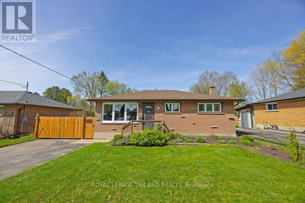 112 Burnside Drive, London East, Ontario  N5V 1B5 - Photo 2 - X13058572