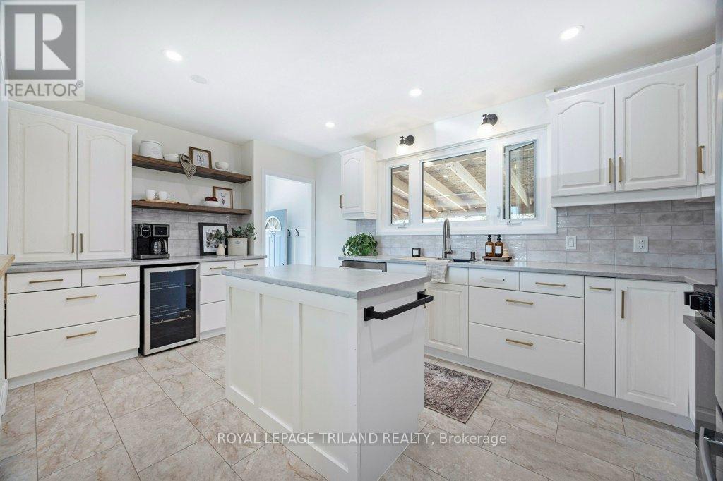 112 Burnside Drive, London East, Ontario  N5V 1B5 - Photo 9 - X13058572