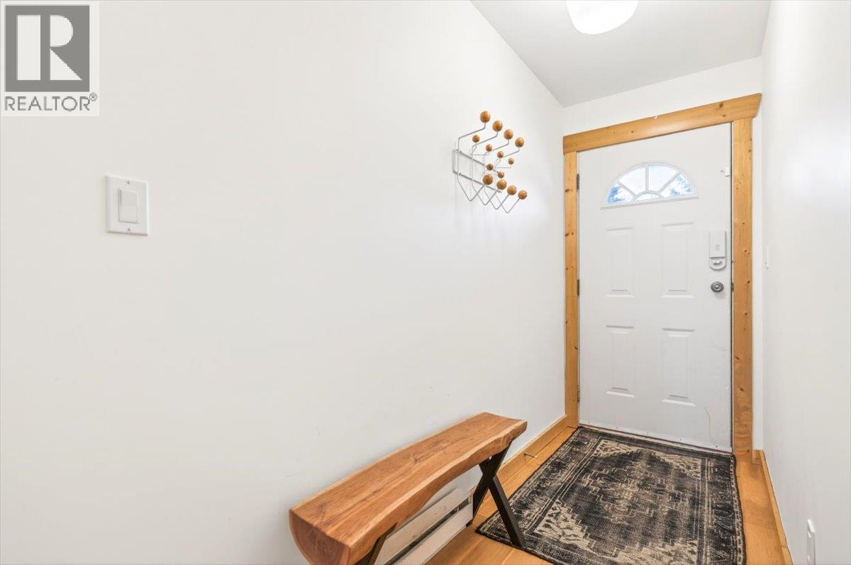 36 Rivermount Place Unit# 205c, Fernie, British Columbia  V0B 1M7 - Photo 11 - 10385316