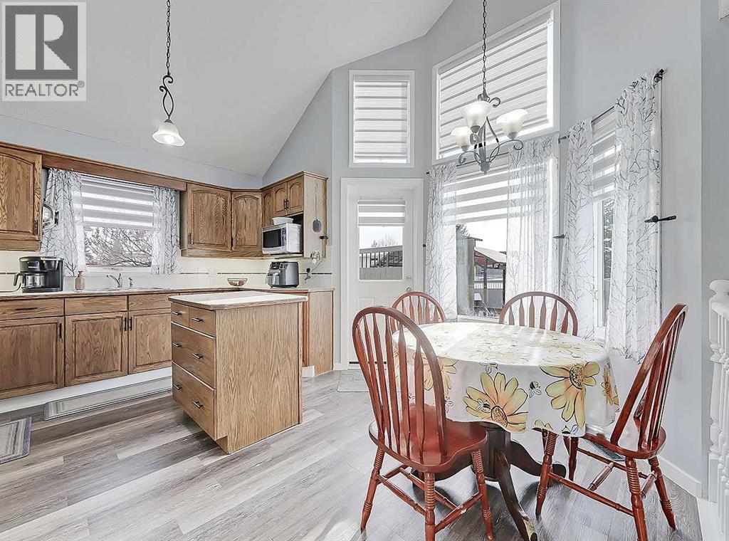 9 Hunters Mews, Okotoks, Alberta  T1S 1M2 - Photo 7 - A2282625