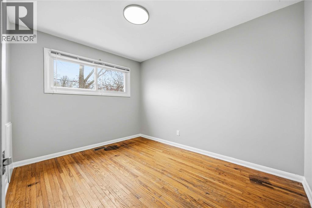 1010 Meighen Crescent, Sarnia, Ontario  N7S 1A8 - Photo 19 - 26009183