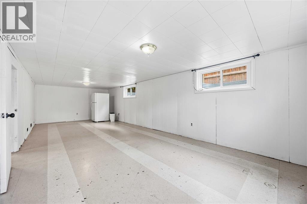 1010 Meighen Crescent, Sarnia, Ontario  N7S 1A8 - Photo 25 - 26009183