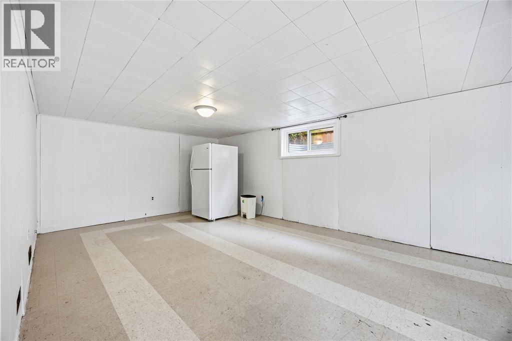 1010 Meighen Crescent, Sarnia, Ontario  N7S 1A8 - Photo 22 - 26009183