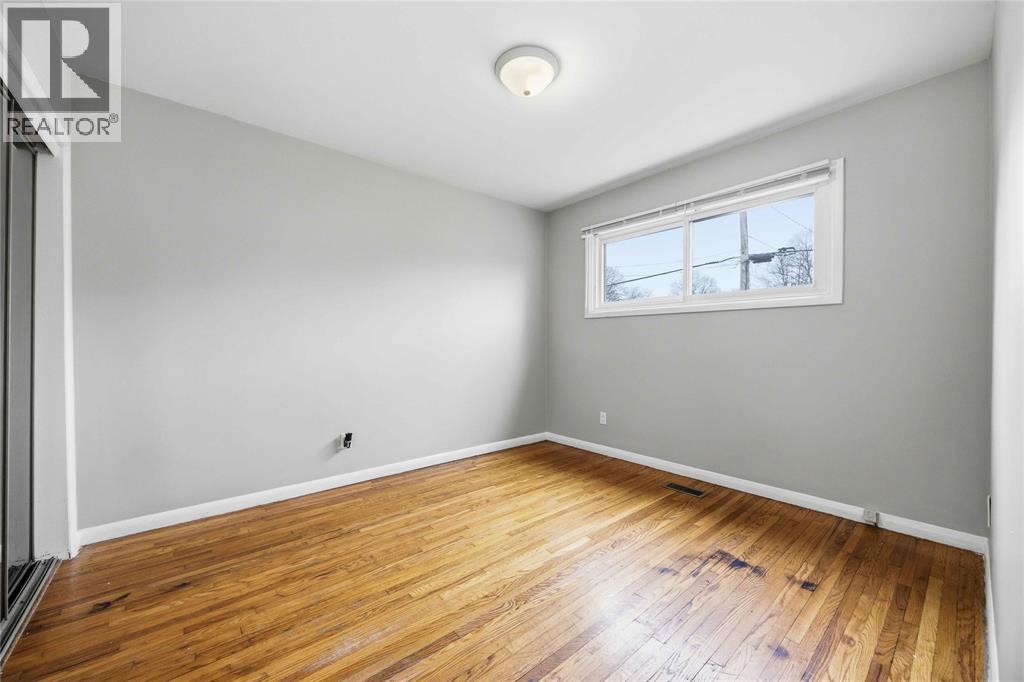 1010 Meighen Crescent, Sarnia, Ontario  N7S 1A8 - Photo 17 - 26009183