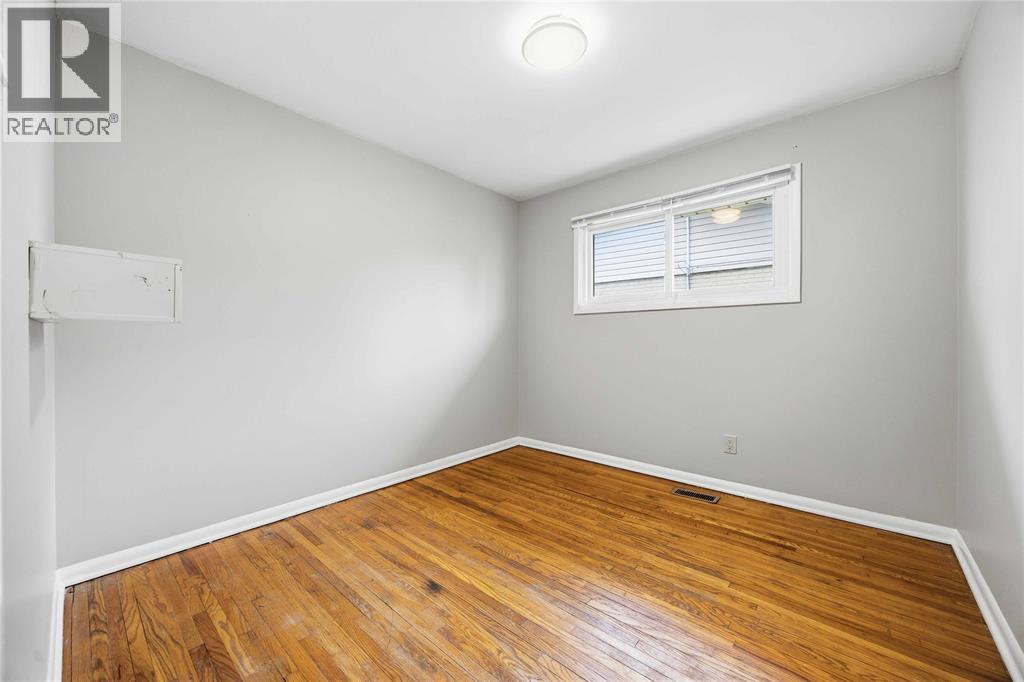 1010 Meighen Crescent, Sarnia, Ontario  N7S 1A8 - Photo 15 - 26009183