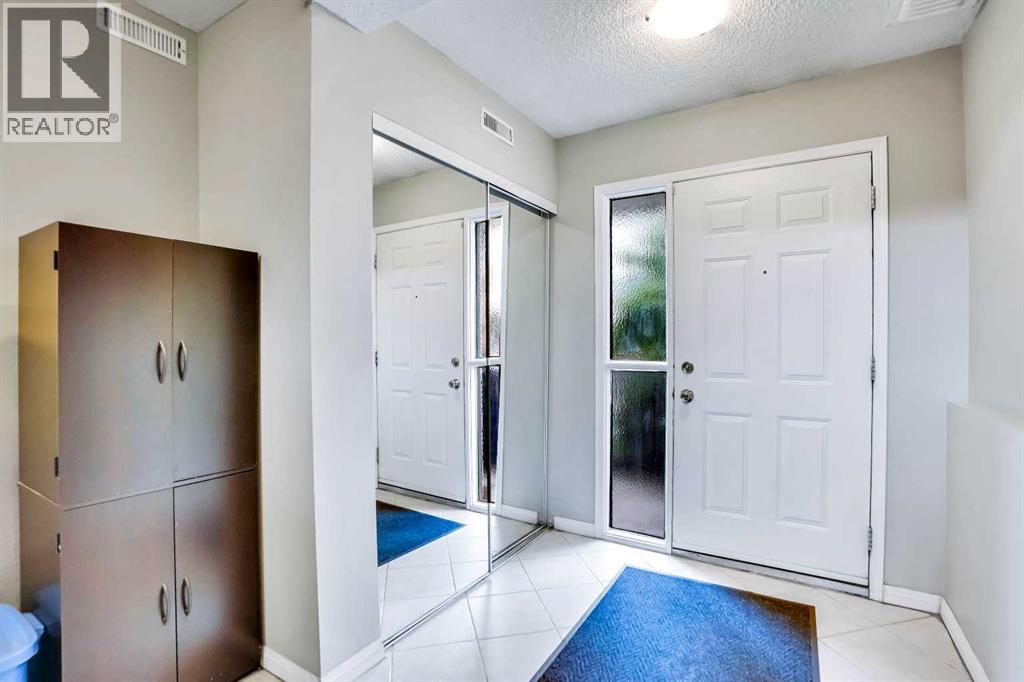 219 Coachway Lane SW, Calgary, Alberta  T3H 1A4 - Photo 38 - A2293775
