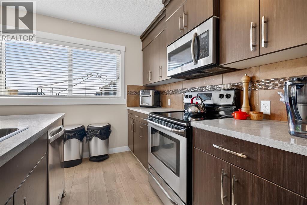 203 Fireside Parkway, Cochrane, Alberta  T4C 0V8 - Photo 8 - A2296249