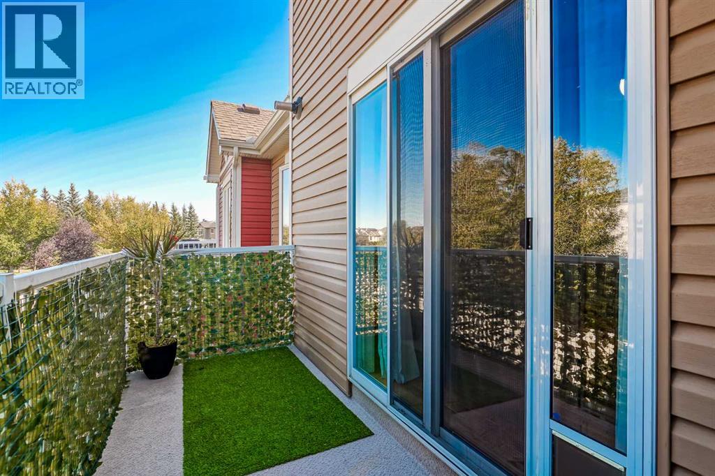 10 Chaparral Ridge Park SE, Calgary, Alberta  T2X 0E4 - Photo 8 - A2296998