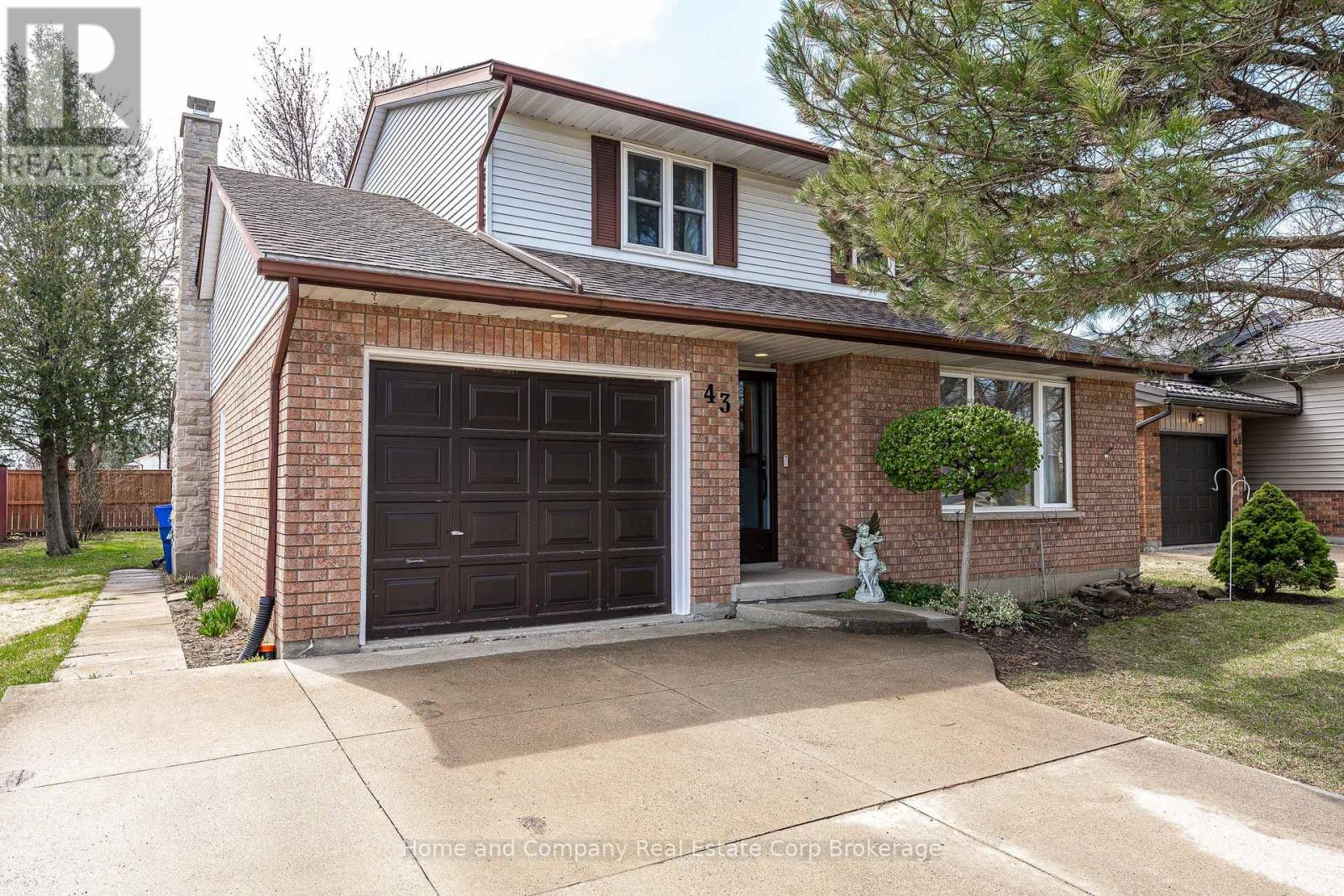 43 MCGREGOR STREET, Stratford, Ontario