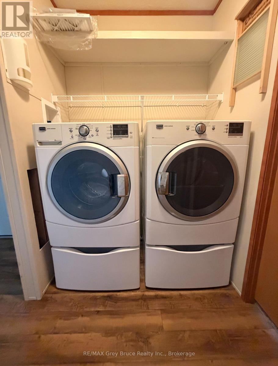 121 Sussex Square, Georgian Bluffs, Ontario  N4K 5N5 - Photo 9 - X13058430