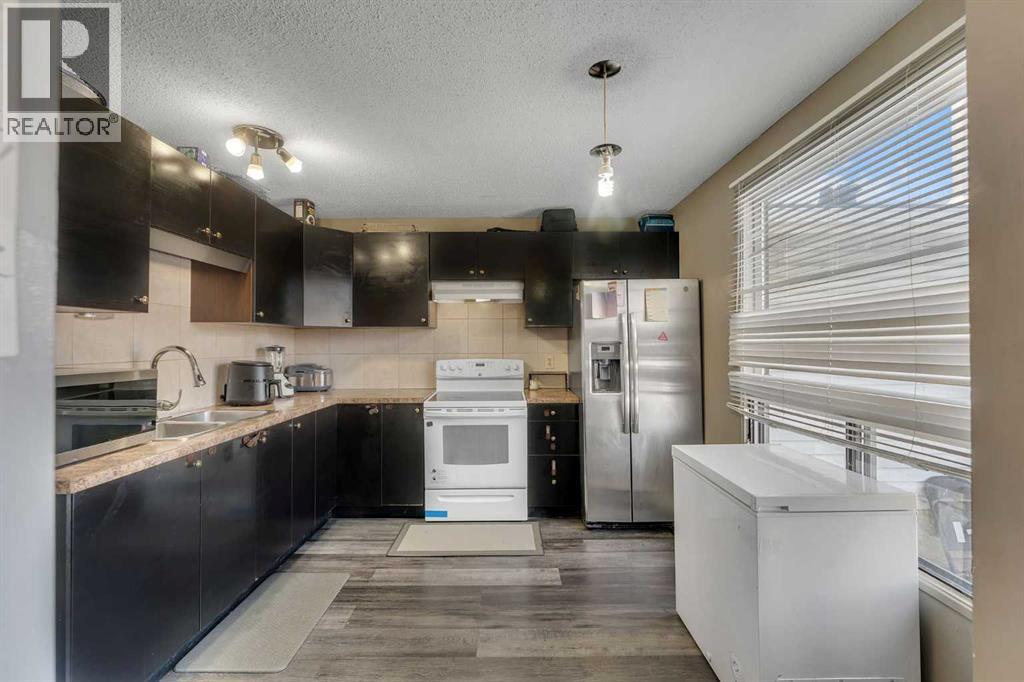 354 Aboyne Place Ne, Calgary, Alberta  T2A 5Y9 - Photo 10 - A2301013