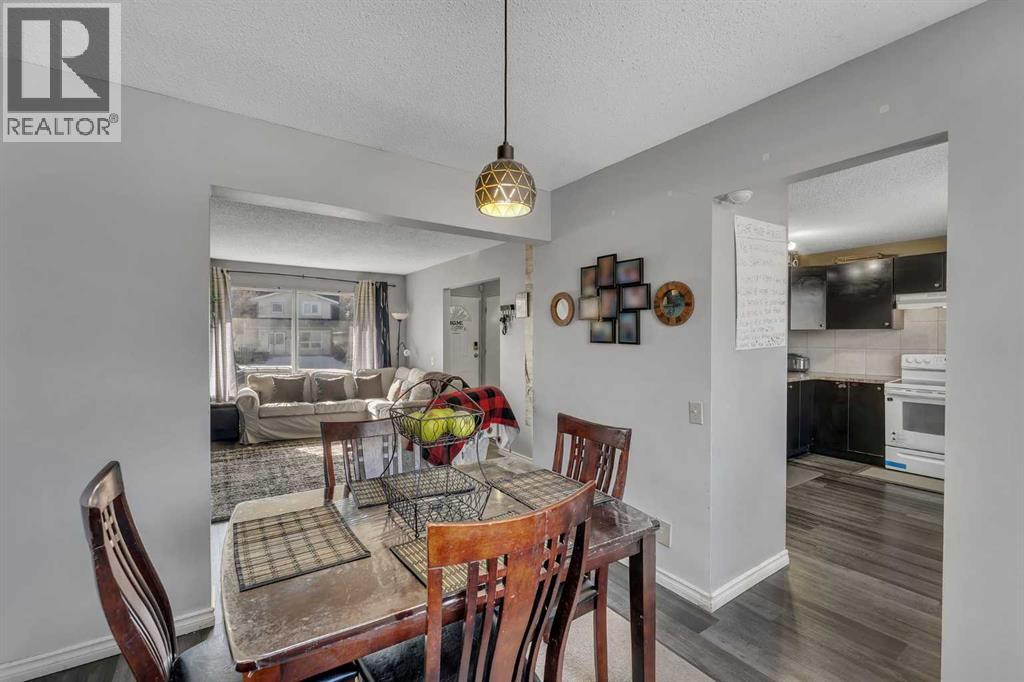 354 Aboyne Place Ne, Calgary, Alberta  T2A 5Y9 - Photo 9 - A2301013