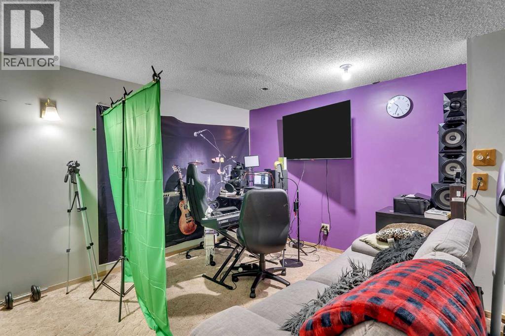 354 Aboyne Place Ne, Calgary, Alberta  T2A 5Y9 - Photo 23 - A2301013