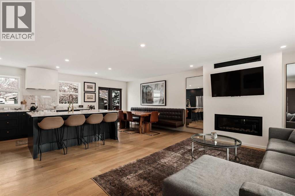 212 Vantage Place NW, Calgary, Alberta  T3A 1X9 - Photo 5 - A2303575